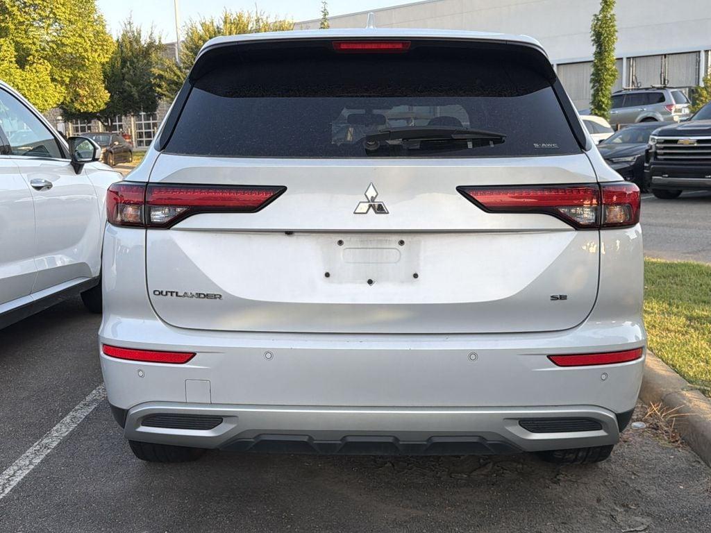 Mitsubishi Outlander 2024