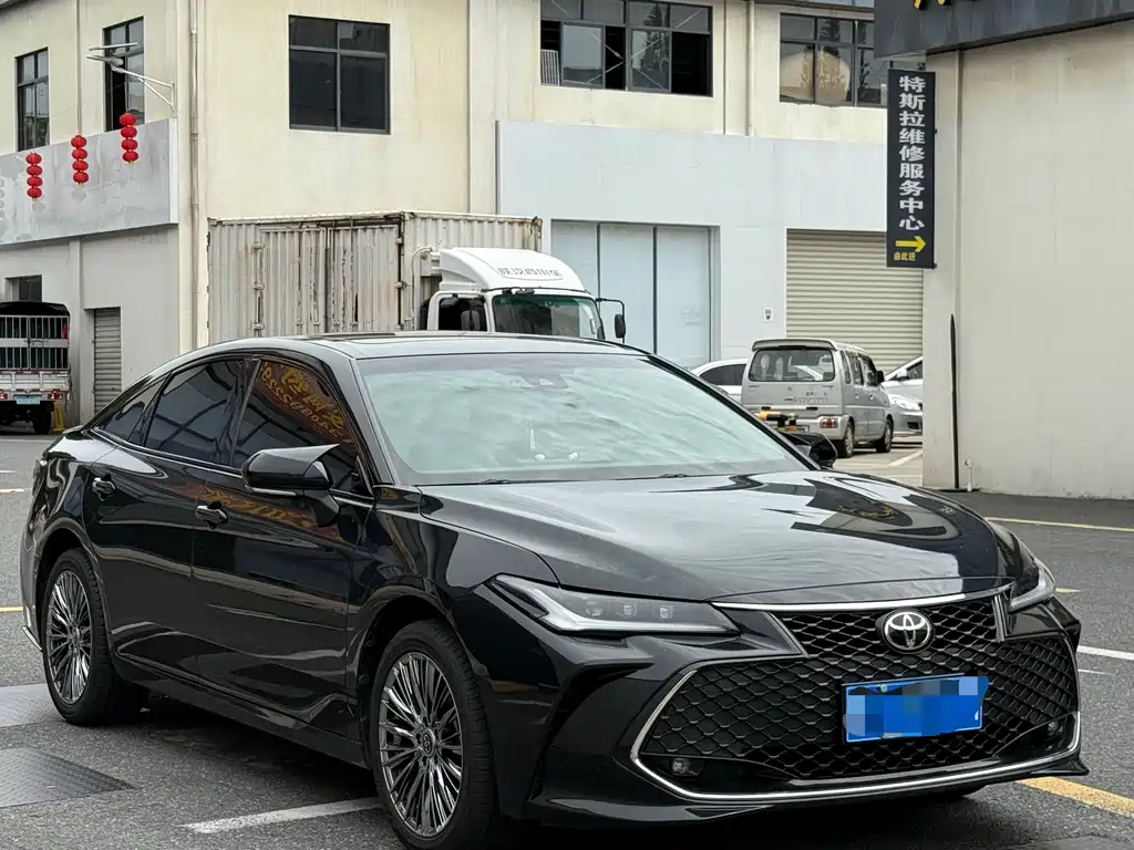 Toyota Avalon 2023