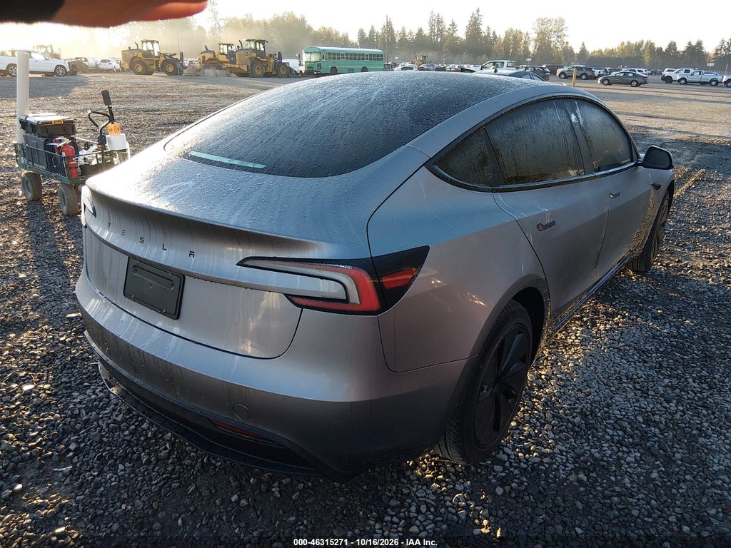 Tesla Model 3 2026