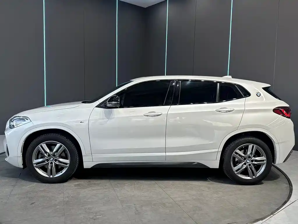 BMW X2 2023