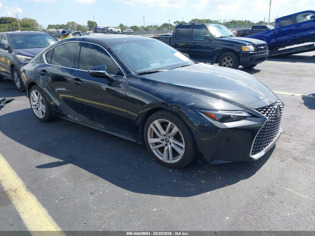 Lexus IS 300 2024
