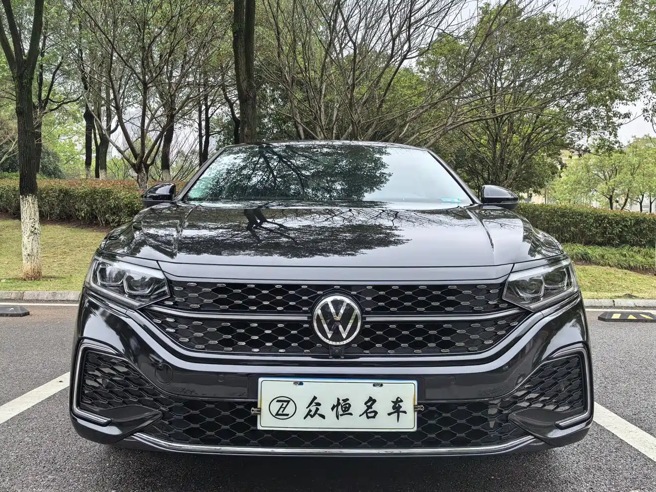 Volkswagen Passat 2023