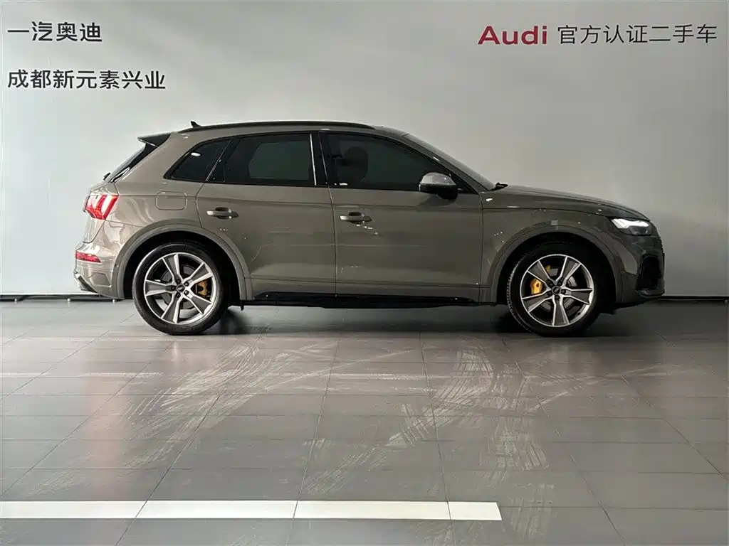 Audi SQ5 2024