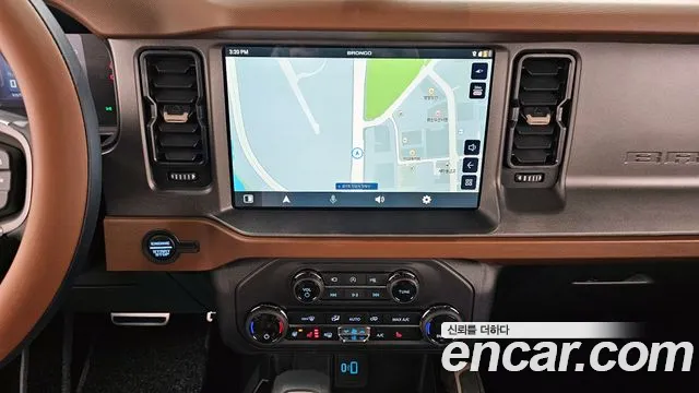 Ford Bronco 2024