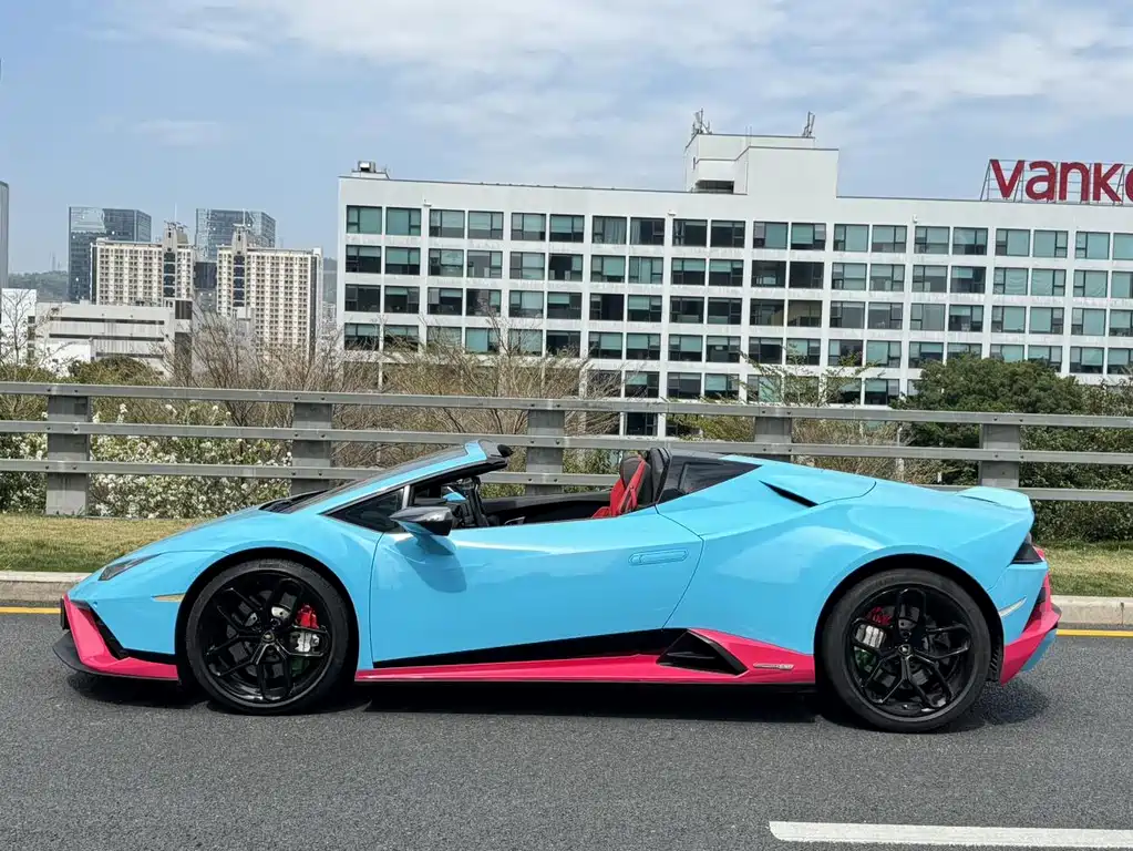 Lamborghini Huracán 2022