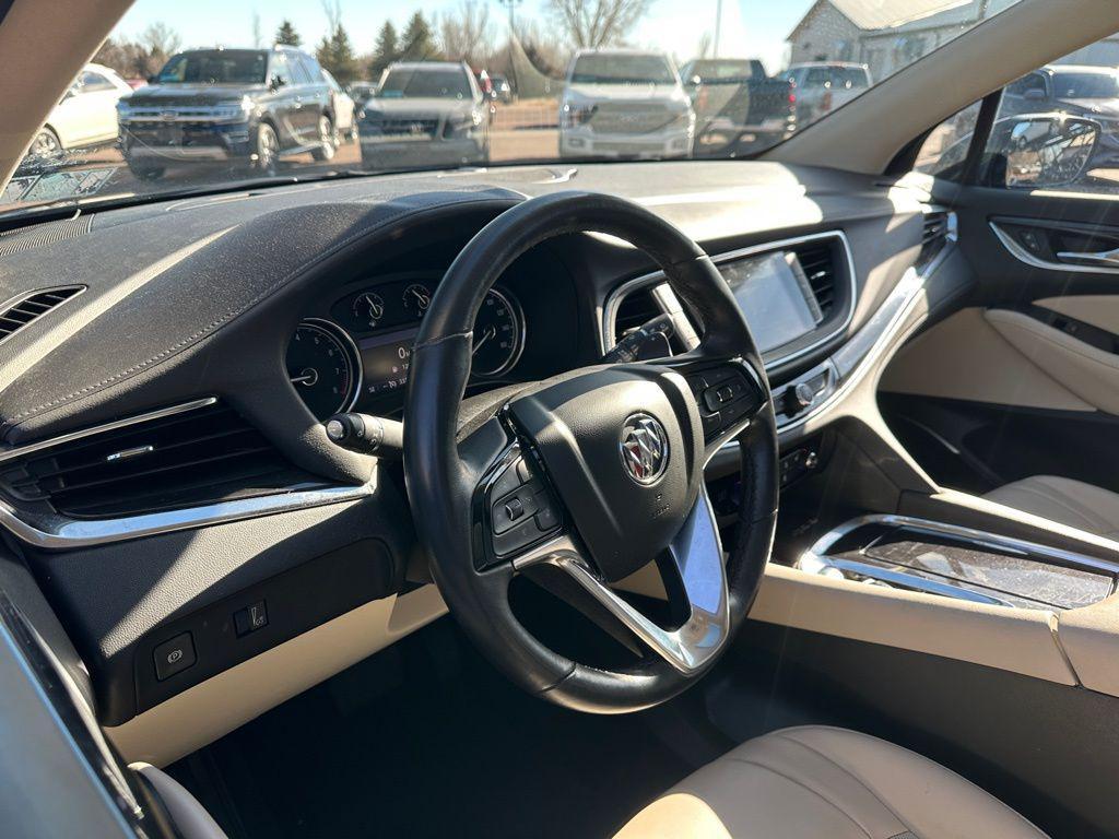 Buick Enclave 2023