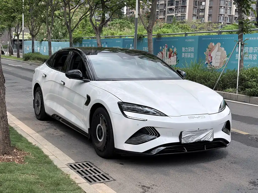 BYD Seal 2023