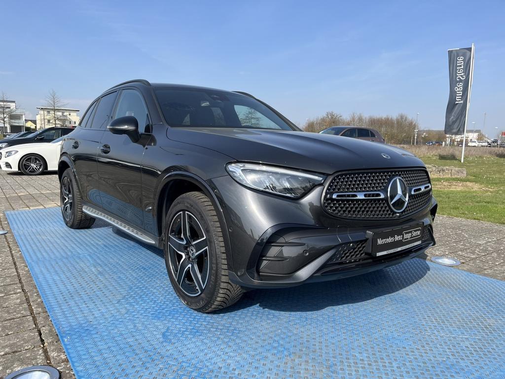 Mercedes-Benz GLC 300 2023