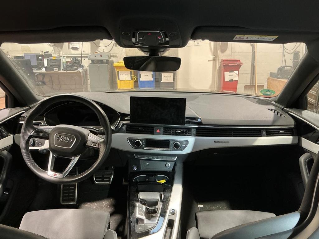 Audi A4 2022