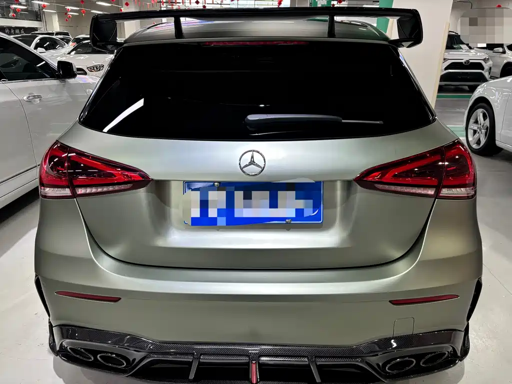 Mercedes-Benz GLA AMG 2023