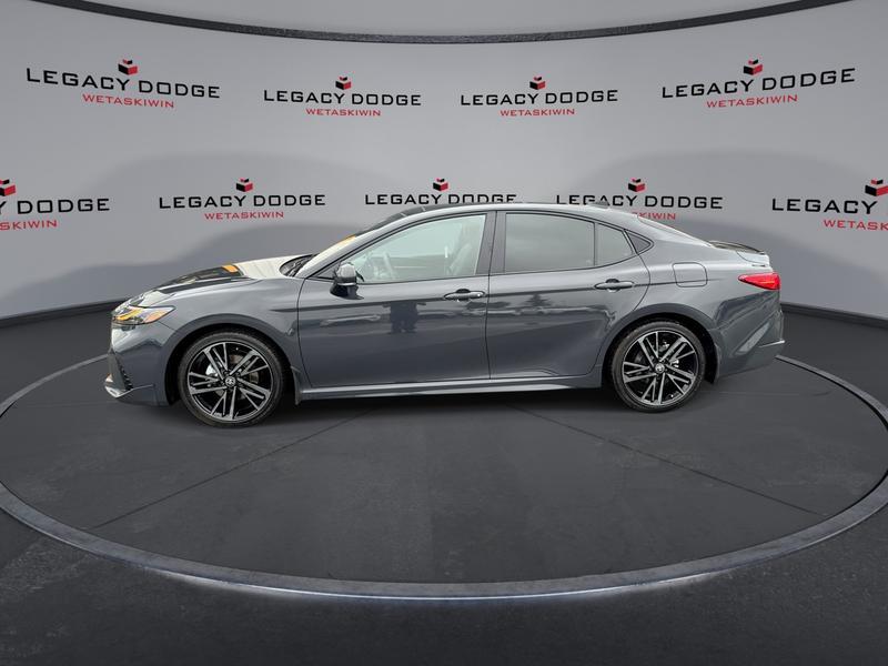 Toyota Camry 2025