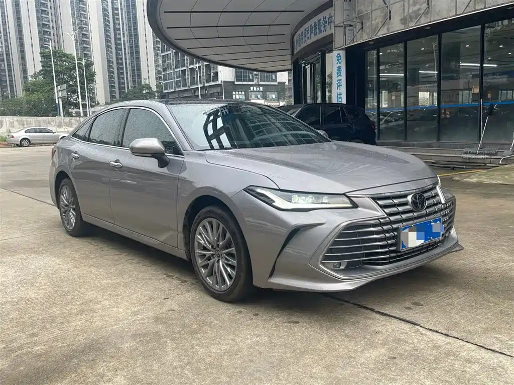 Toyota Avalon 2025