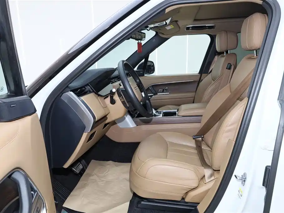 Land Rover Range Rover 2024