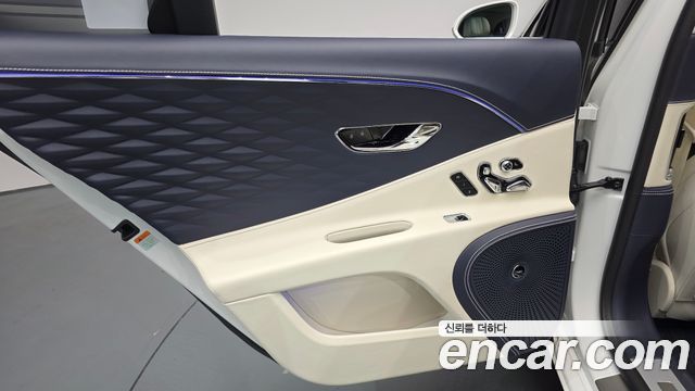 Bentley Flying Spur 2024