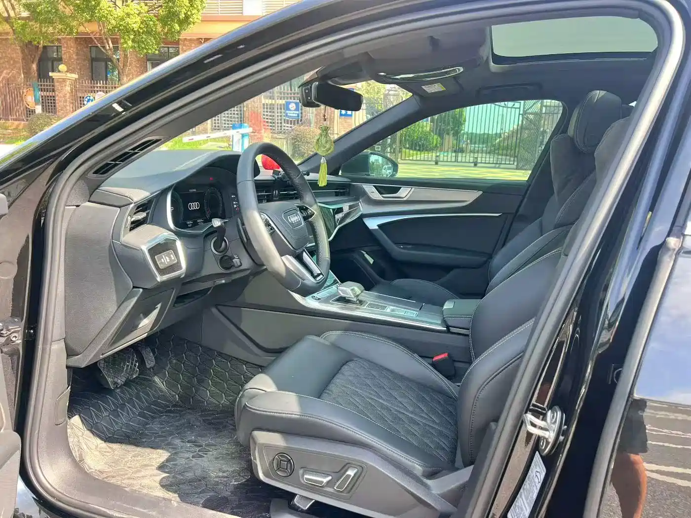 Audi A6 2025