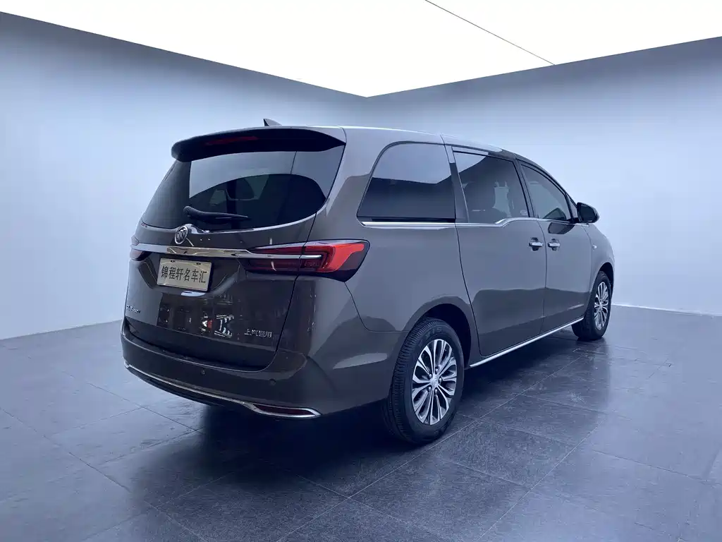 Buick GL8 2023