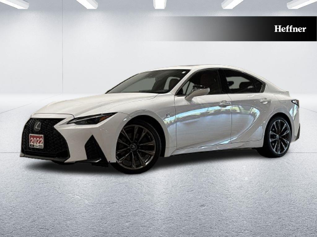 Lexus IS 2022
