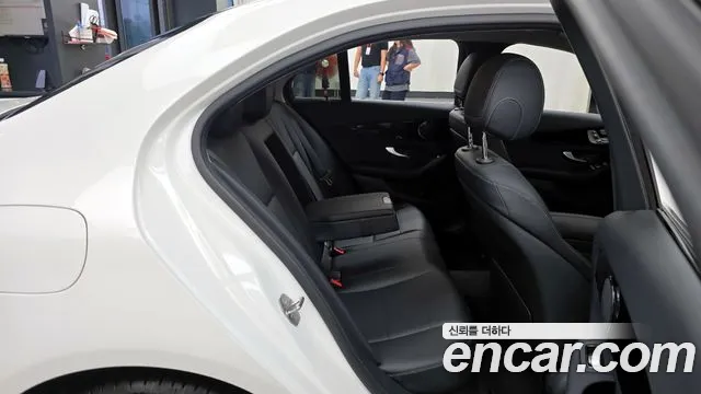 Mercedes-Benz C-Класс 2020