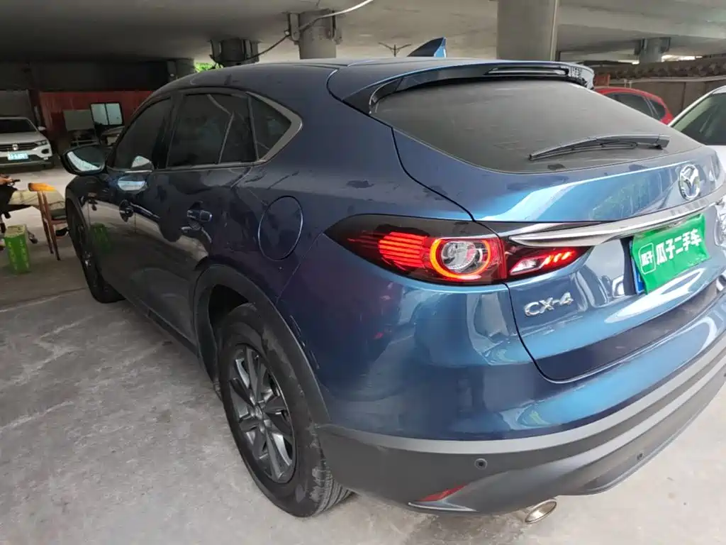 Mazda CX-4 2021