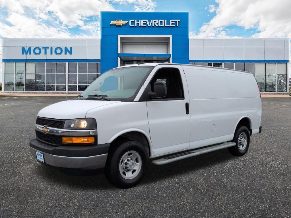 Chevrolet Express 2024