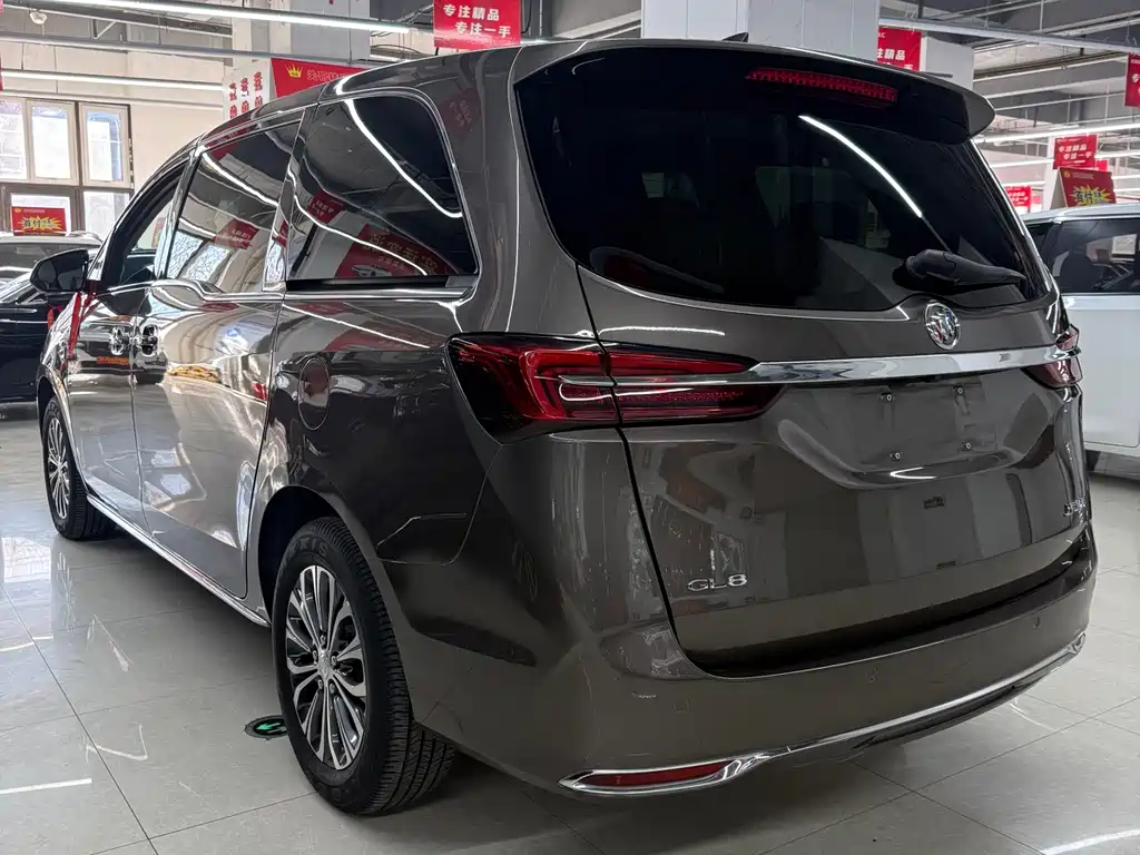 Buick GL8 2023