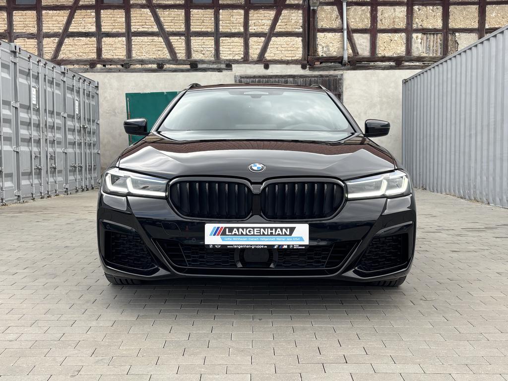 BMW 530 2022