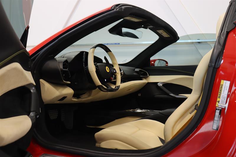 Ferrari 296 GTS 2023