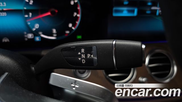 Mercedes-Benz E-Класс 2023