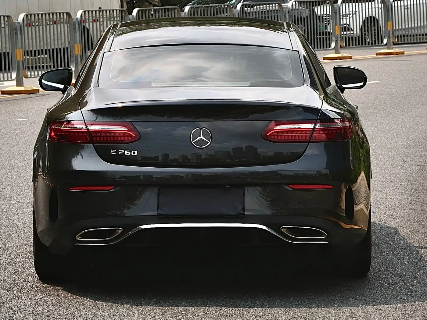 Mercedes-Benz E-Класс 2022