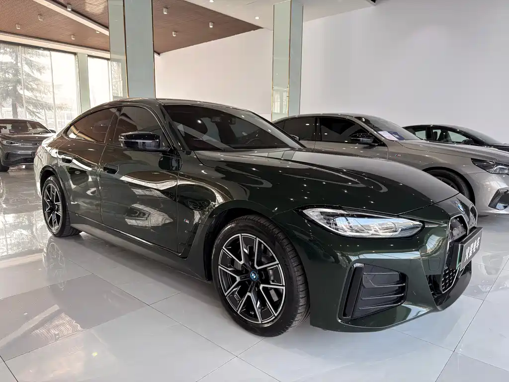 BMW i4 2024