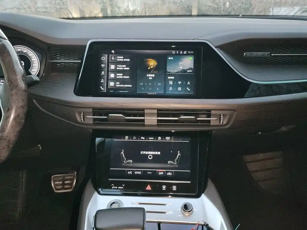 Audi Q6 2024