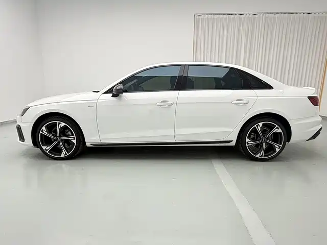 Audi A4 2024