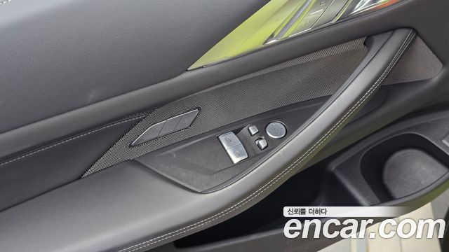 BMW M4 2025