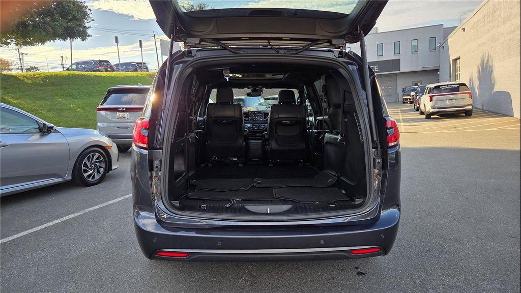 Chrysler Pacifica 2021