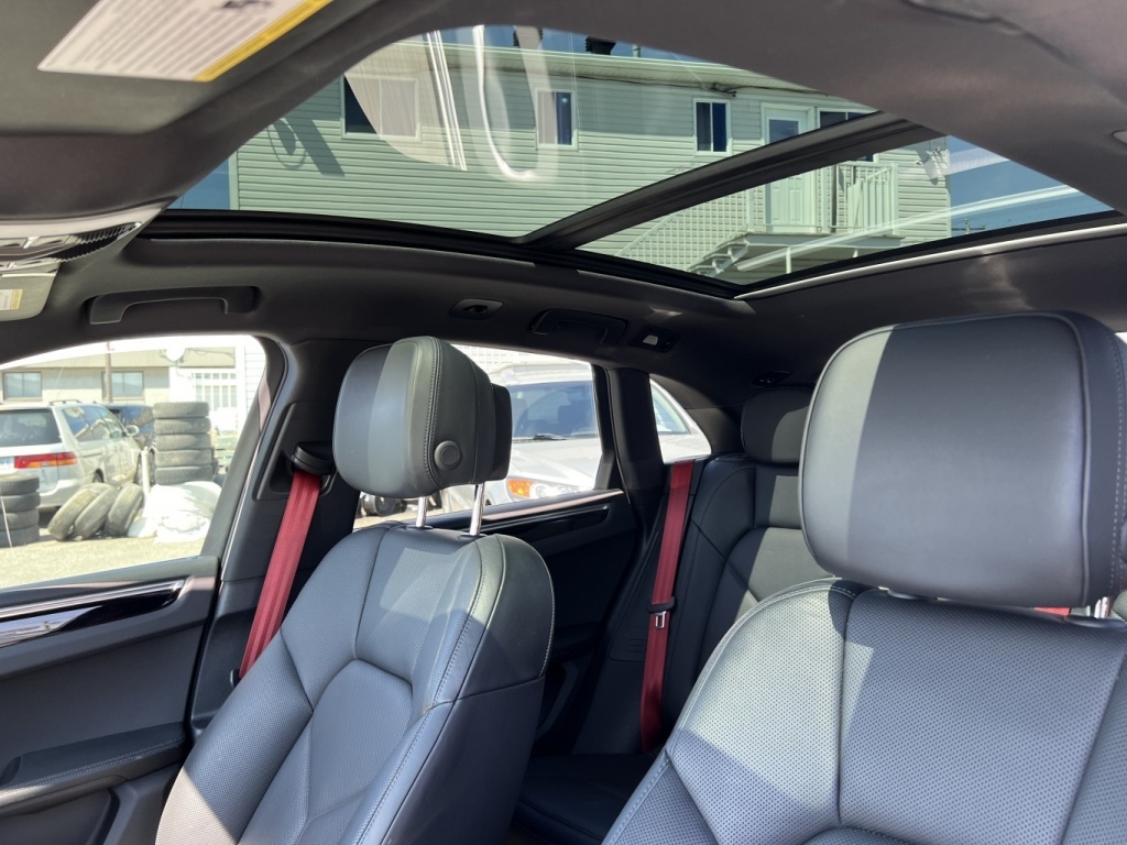 Porsche Macan 2020