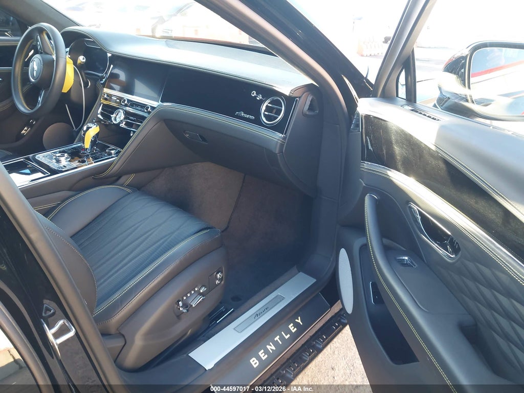 Bentley Flying Spur 2023