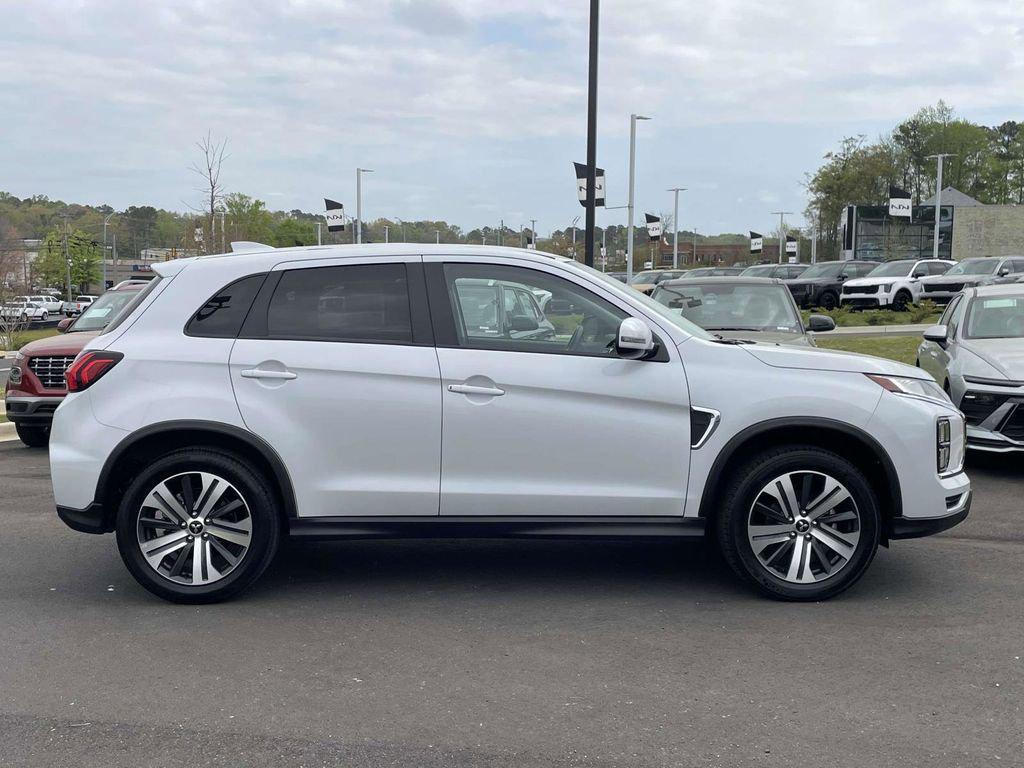 Mitsubishi Outlander Sport 2024