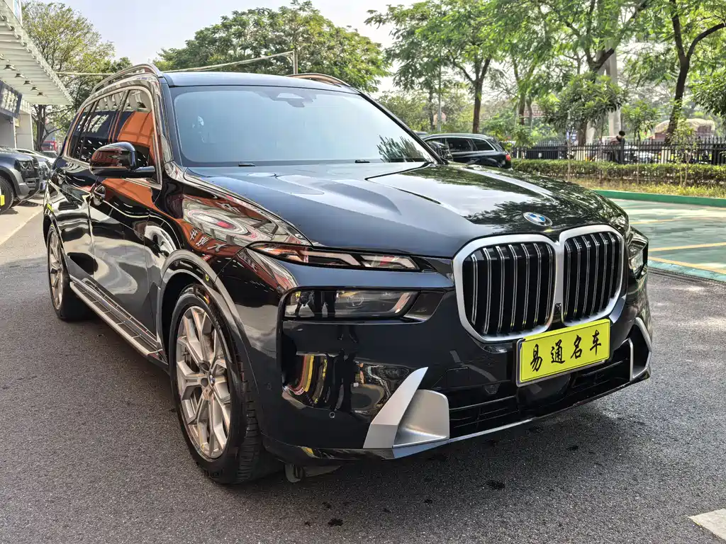 BMW X7 2024