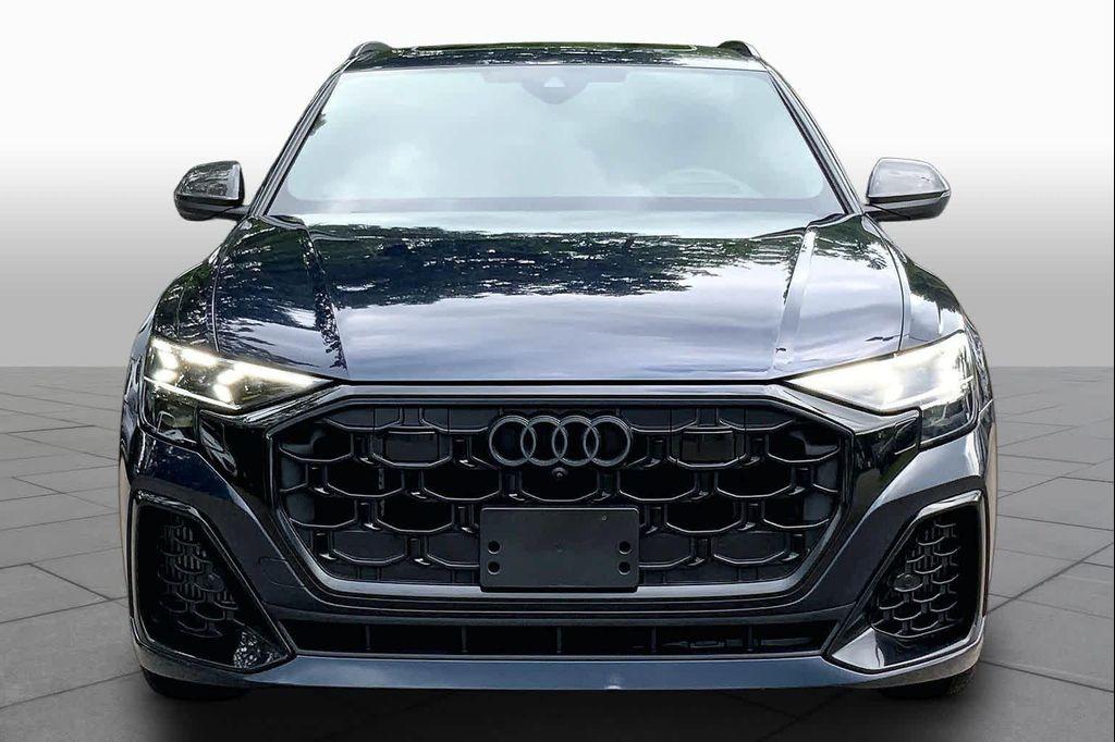Audi SQ8 2024