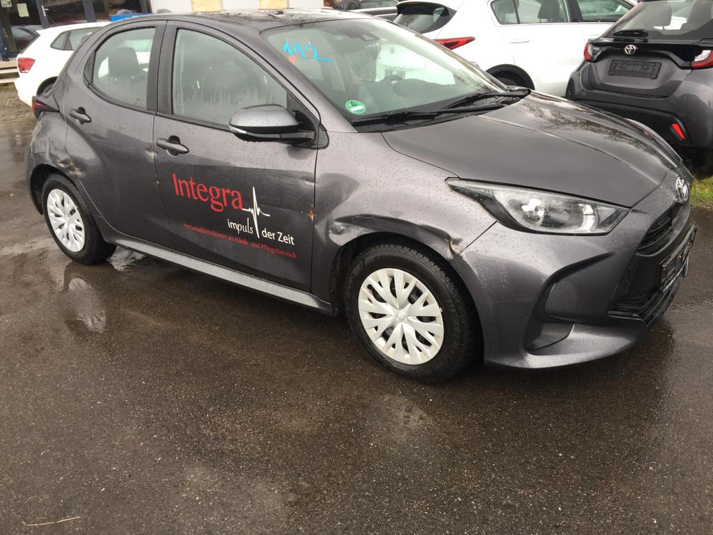 Toyota Yaris 2023