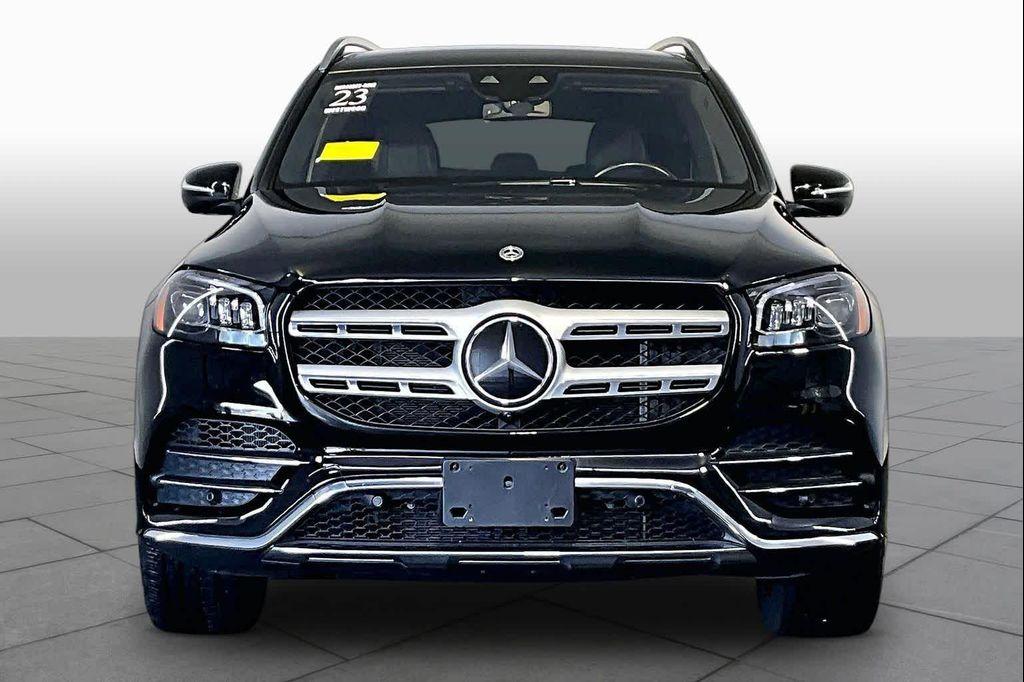 Mercedes-Benz GLS 580 2023