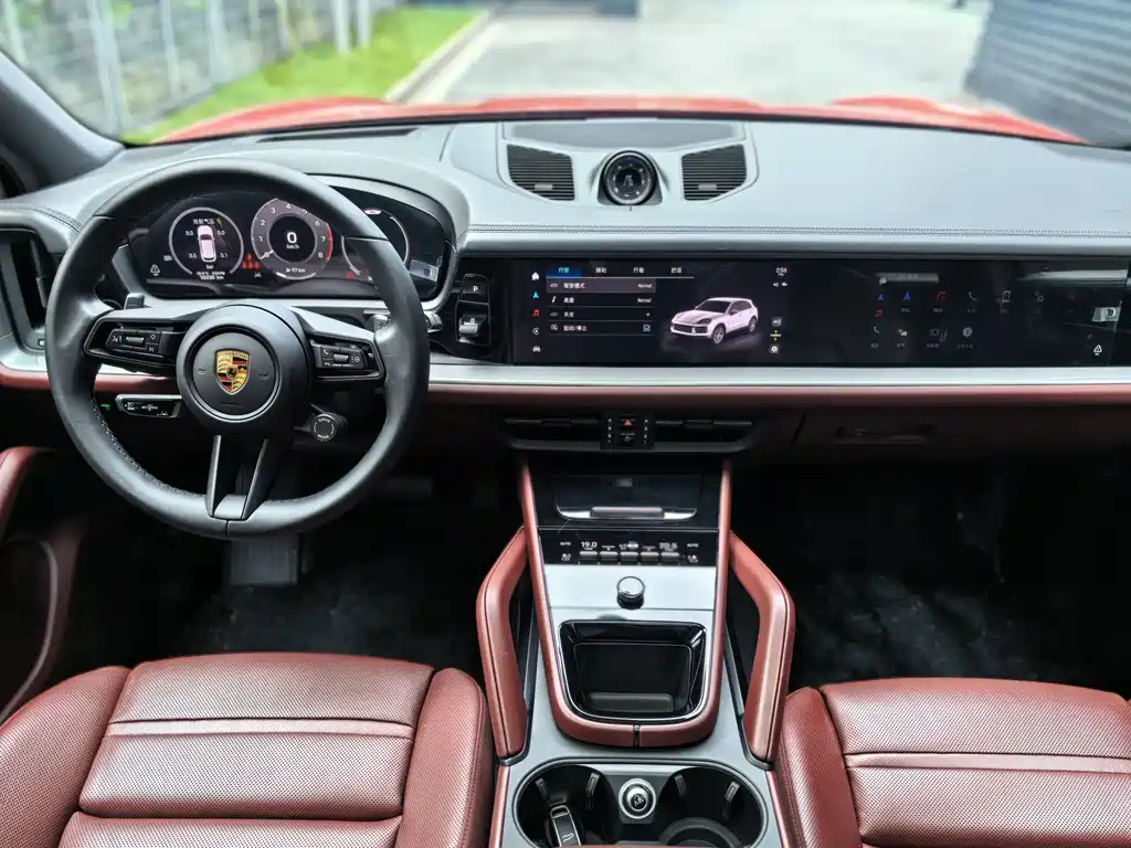 Porsche Cayenne 2024