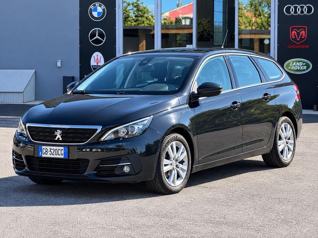Peugeot 308 2021