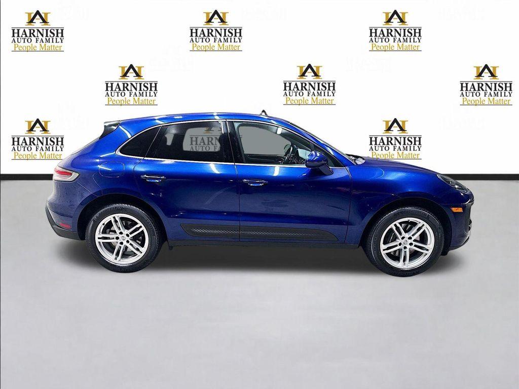 Porsche Macan 2024