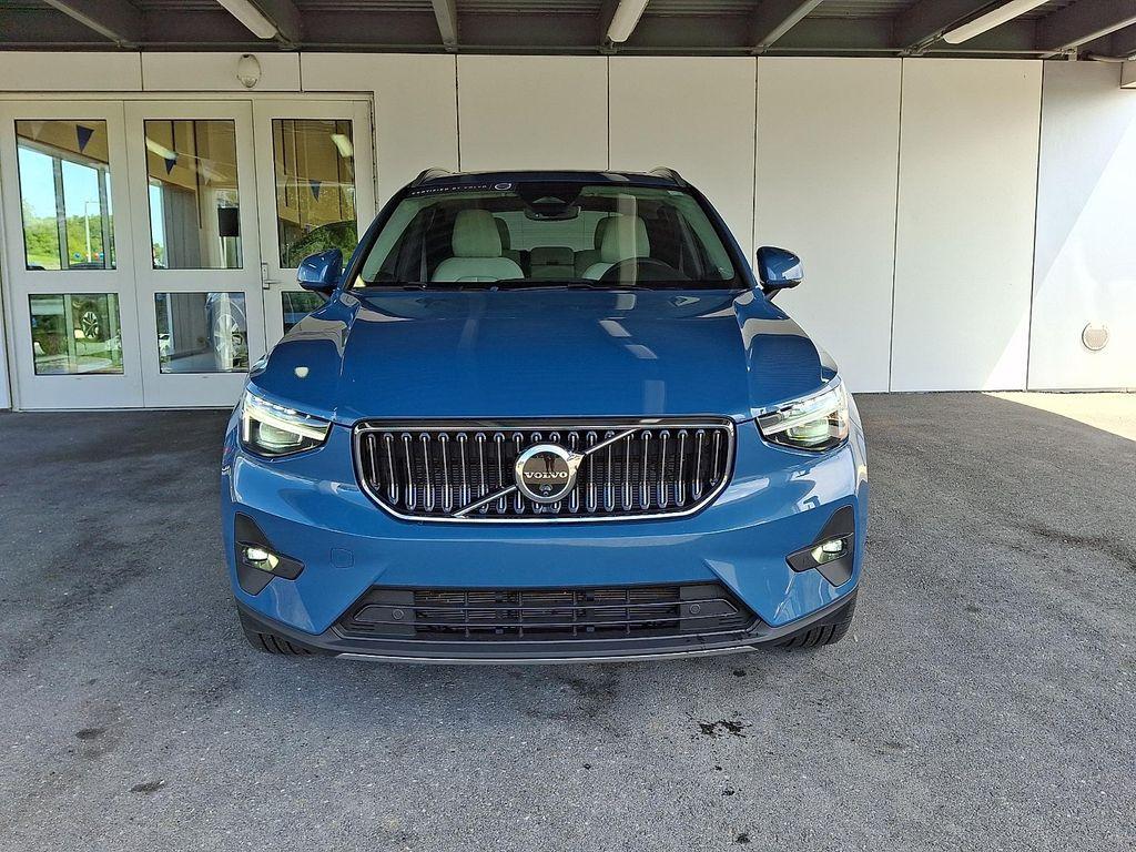 Volvo XC40 2024