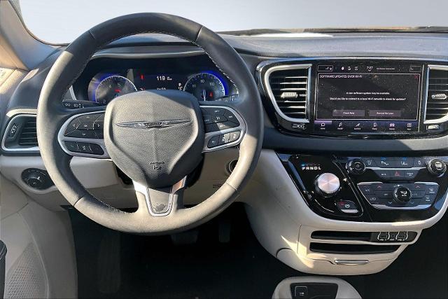 Chrysler Pacifica 2023