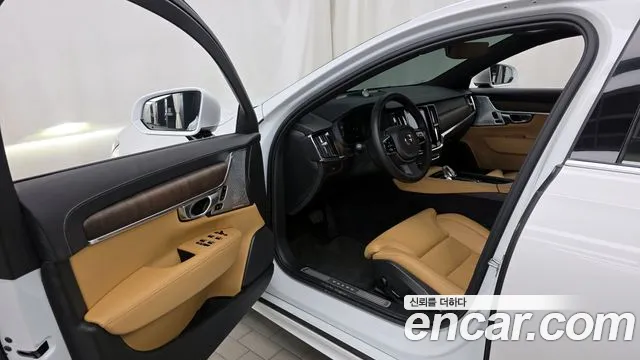 Volvo S90 2022