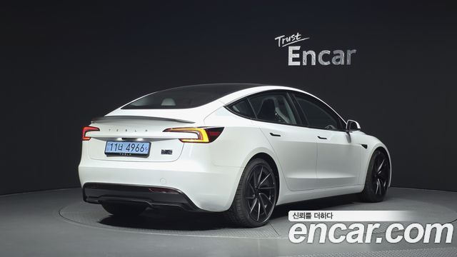 Tesla Model 3 2026