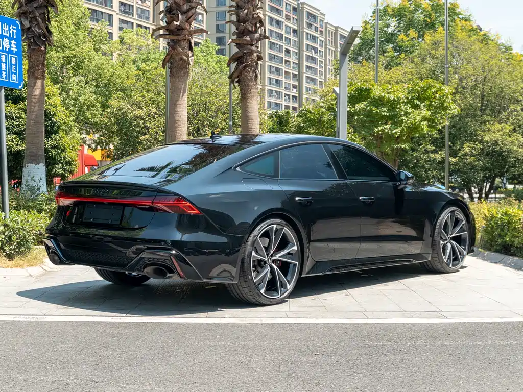 Audi RS 7 2022