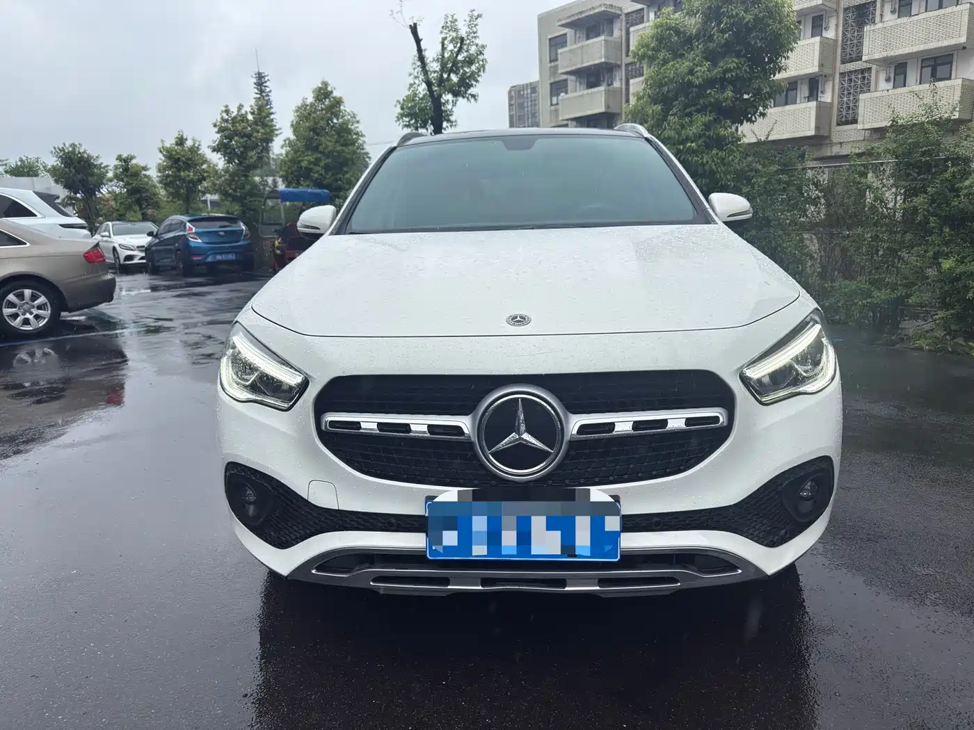 Mercedes-Benz GLA 2021